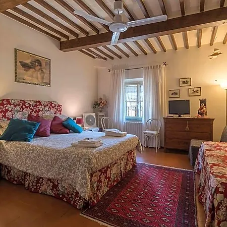 Arivellini Bed & Breakfast *
