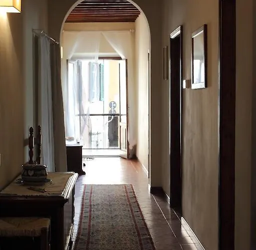 לינה וארוחת בוקר Arivellini Vicopisano